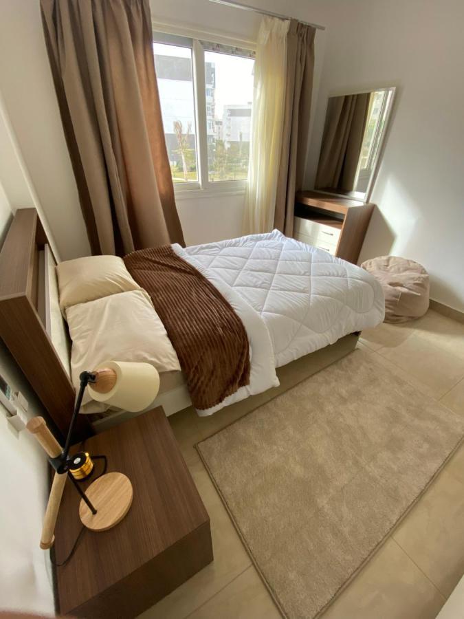 Madinaty Well-Furnished 3- Bedroom Apartment - شقة فندقيه للايجار مدينتي Madinat ash Shuruq 외부 사진